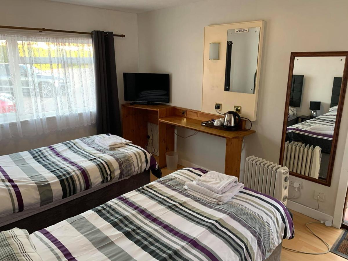 Hotel The Carisbrooke Forres Esterno foto