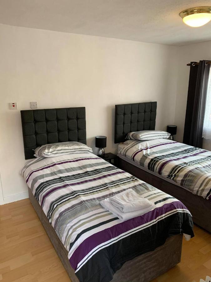 Hotel The Carisbrooke Forres Esterno foto